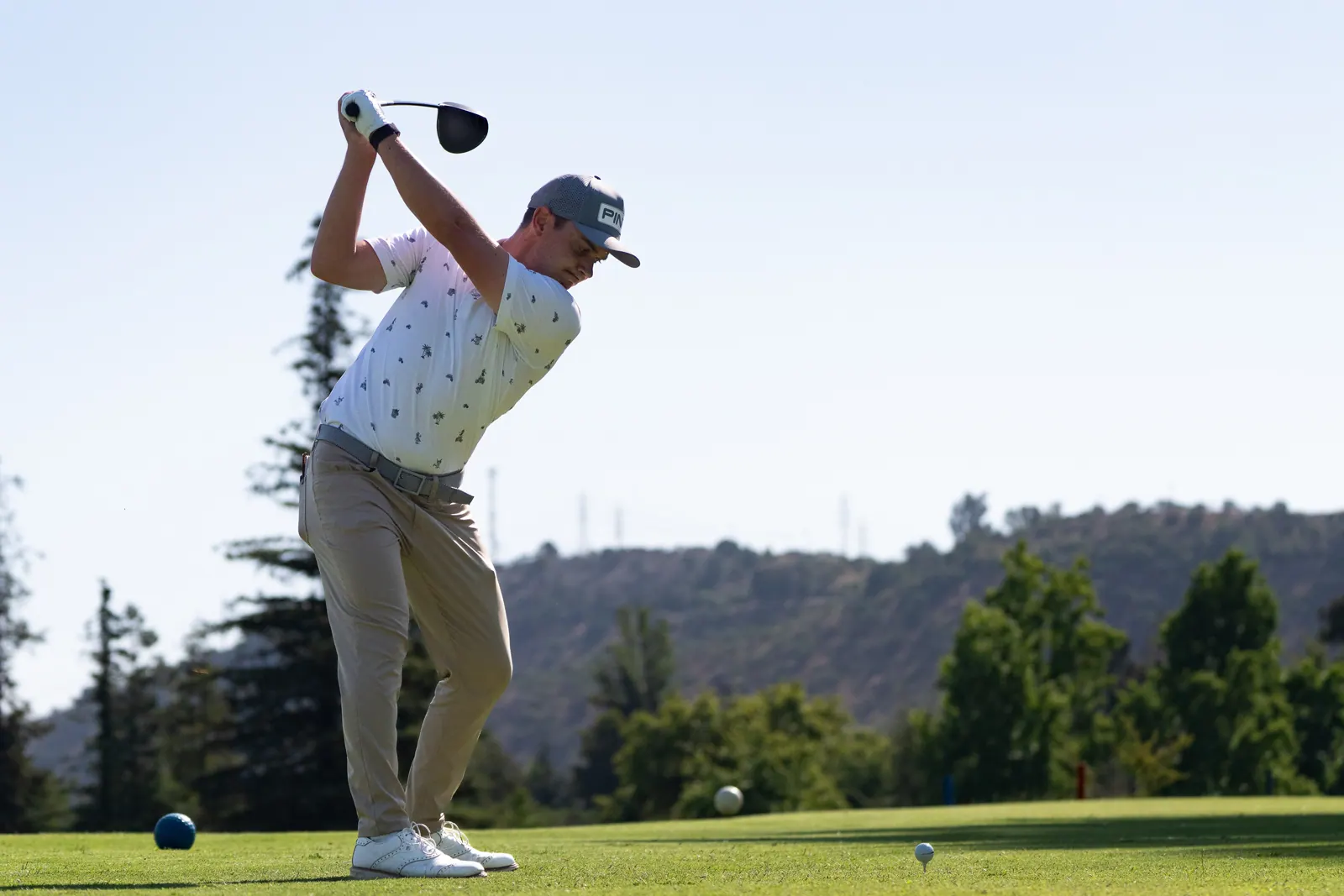 Carlos Bustos avanza con solidez a la segunda etapa del Q-School rumbo al DP World Tour